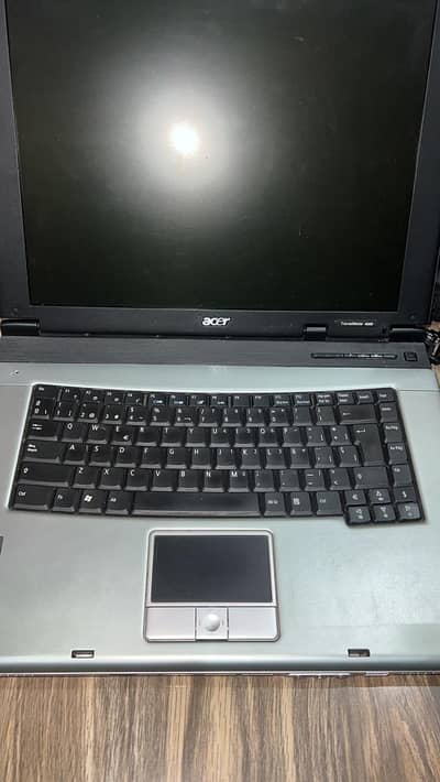 Acer travelmate 4000 laptop for sale. Working PERFECTLY.