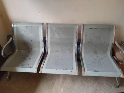 waiting sofa chairs