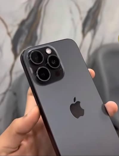 iPhone 15 Pro Max JV