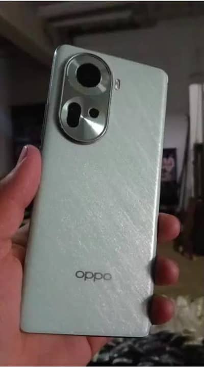 OPPO Reno11