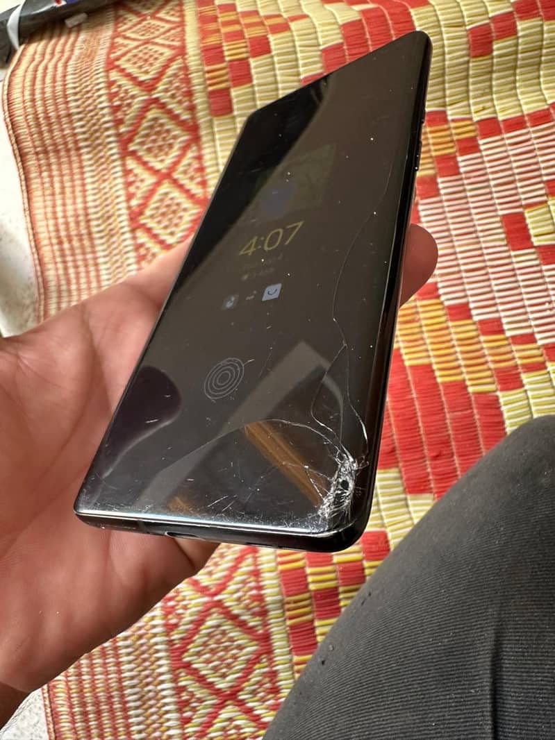 One Plus 8 Pro 4