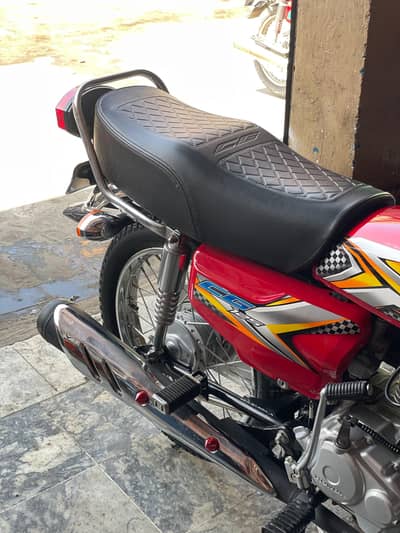 CG 125 25 model Islamabad number ha