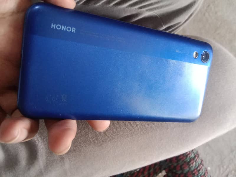 Honor 8X 4
