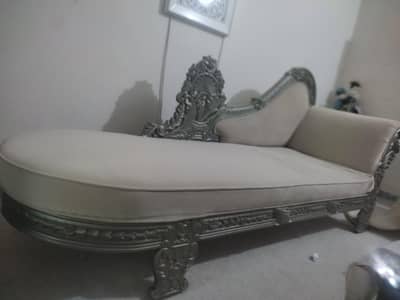 Off-White Coloured Fabric Deewan With Gray Polish On The Sides