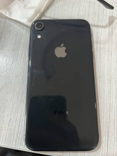 Apple iPhone XR