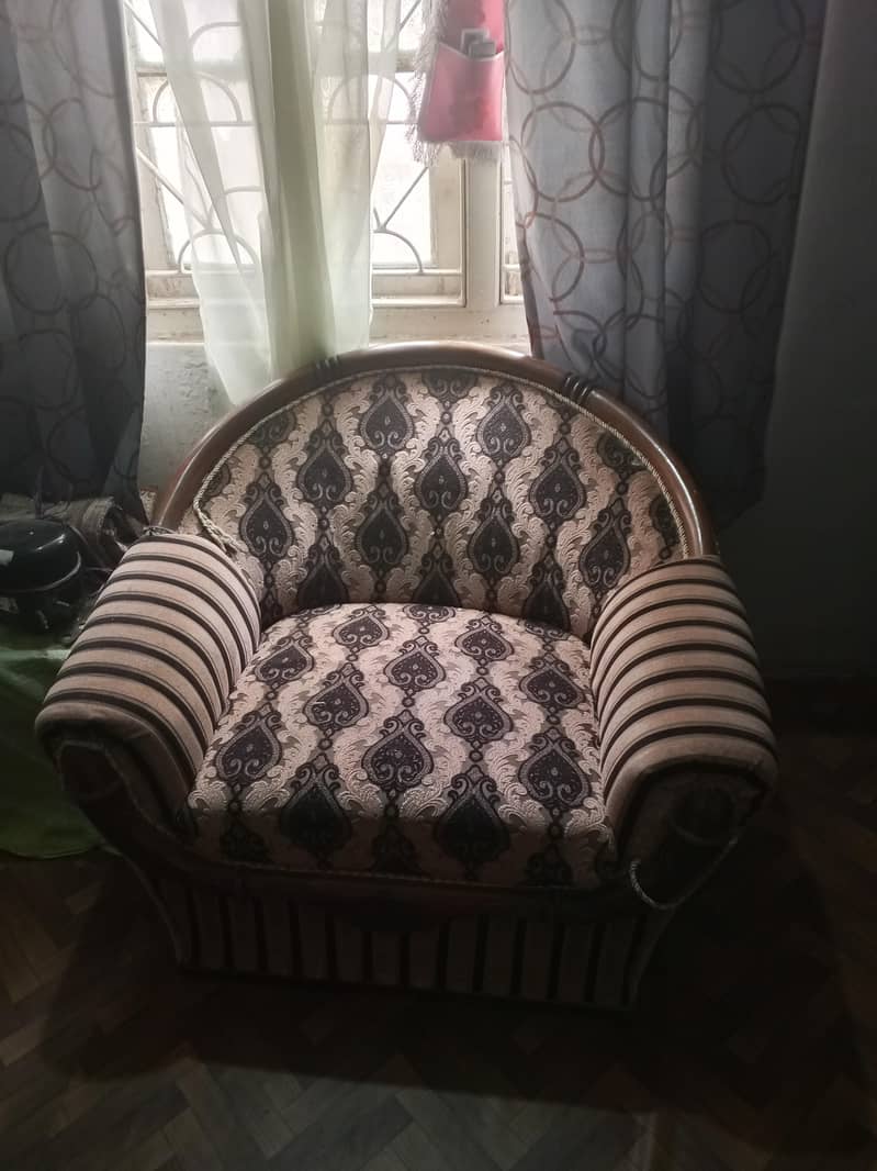 4 piece Bedroom set & sofaset 7