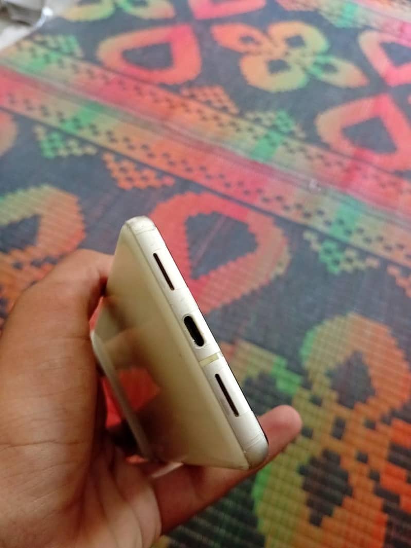 Google Pixel 7 5