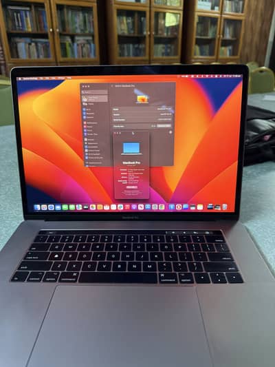 MacBook Pro 2017 15.4”