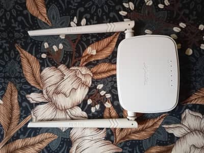 Tenda N301 WiFi Router 300Mbps | Box Pack | Excellent Condition