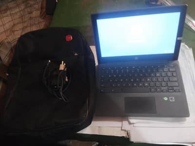 Hp Chromebook 32gb lush condition