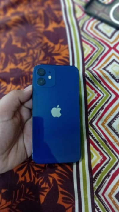Apple iPhone 12 jv battery achi wali lagi ha lagatar use karo to 5 6h