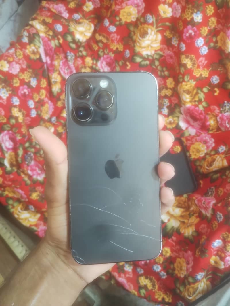 iPhone 14 Pro Max 9