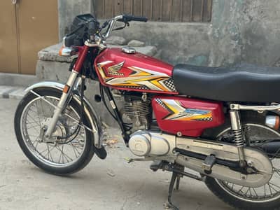Honda CG 125 2025