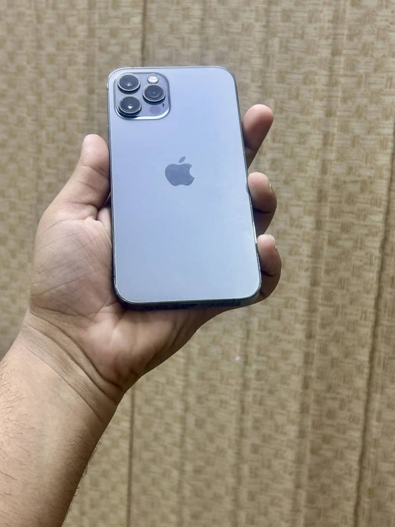 Apple iPhone 12 Pro 8