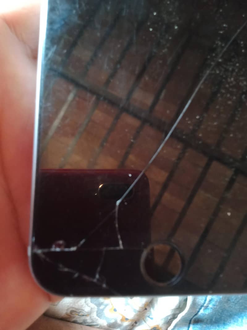 Apple iPhone 6S 3