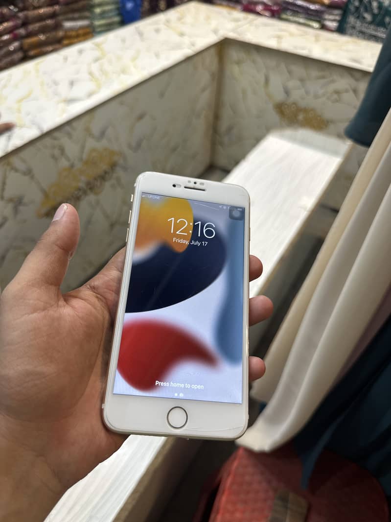 IPHONE 7 plus 0