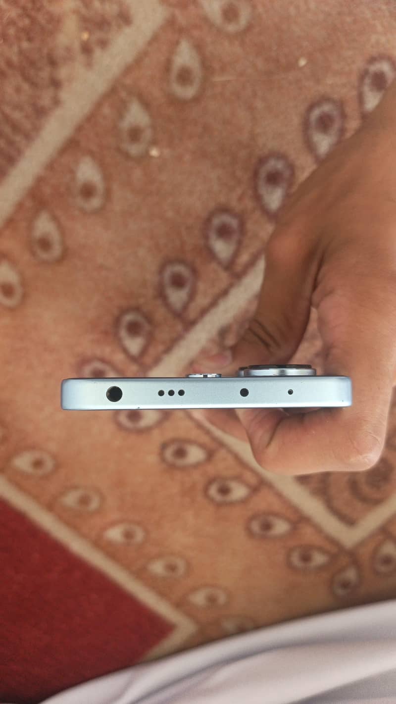 Xiaomi Redmi Note 13 4