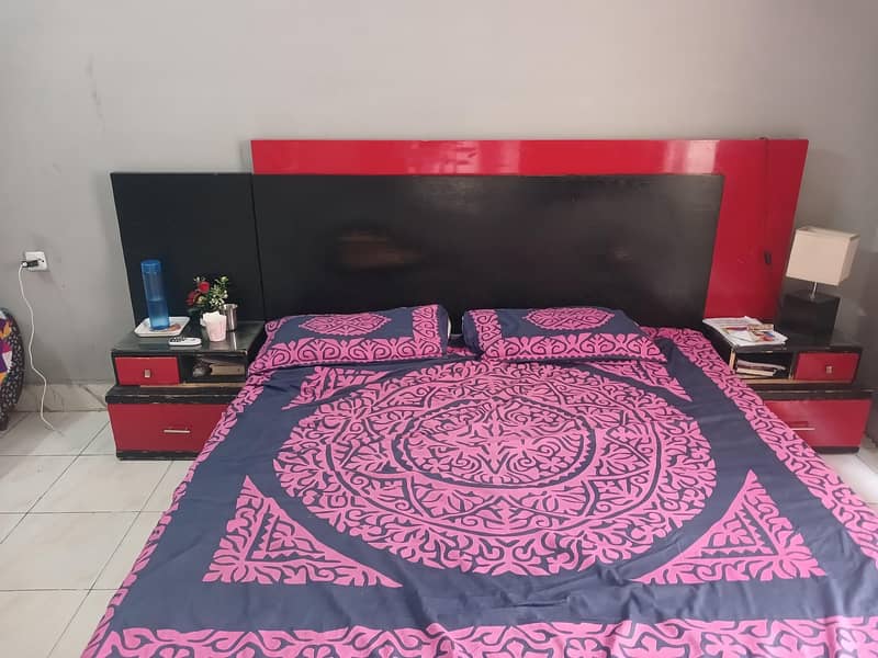 king size bed 1
