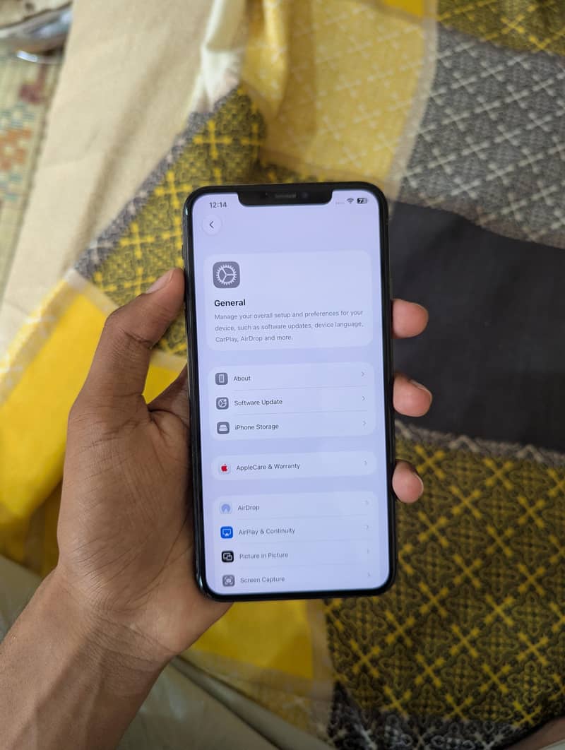 iPhone 11 Pro Max 1