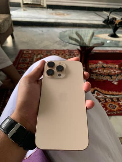 Apple iPhone 16 Pro Max with 4 months simtime
