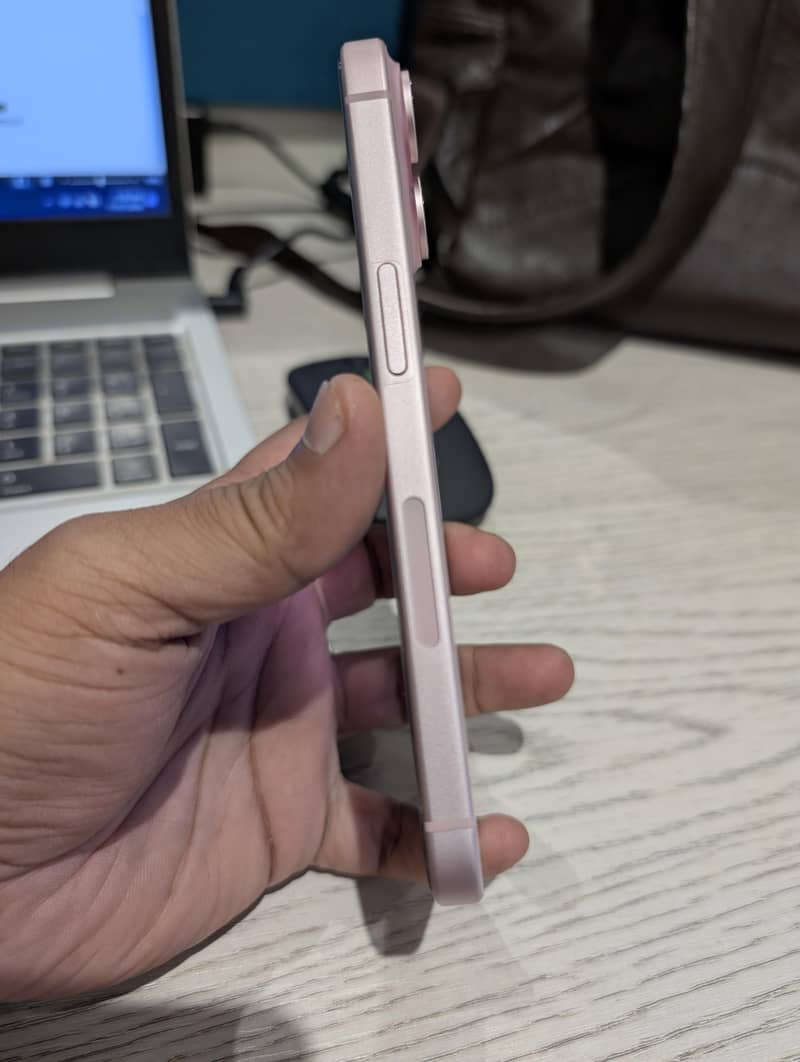 Apple iPhone 15 1