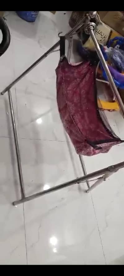 baby swing in Mint condition