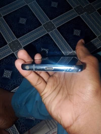 LG G7 ThinQ