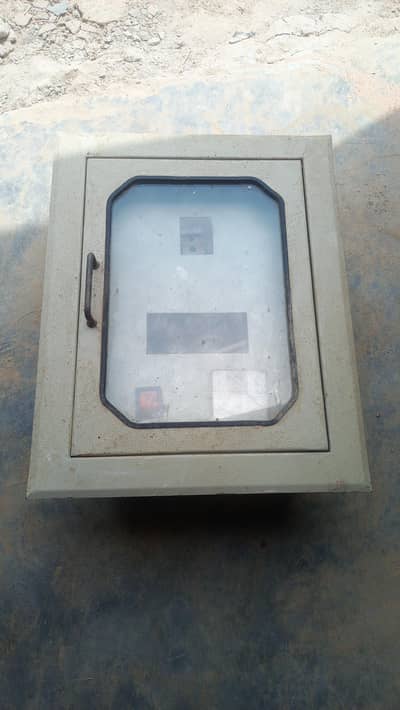 D. p. box