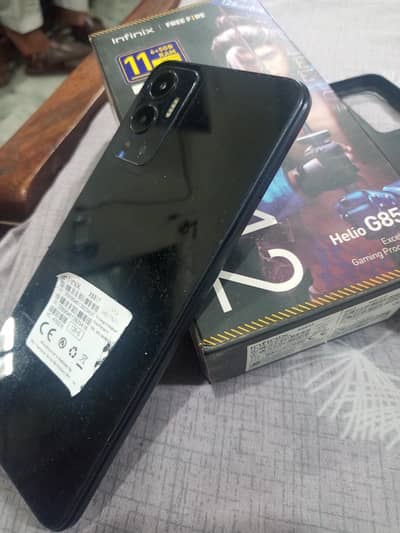 Infinix Hot 12
