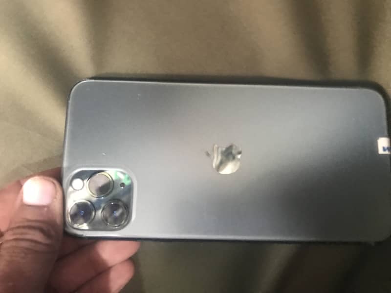 IPhone 11 Pro Max 1