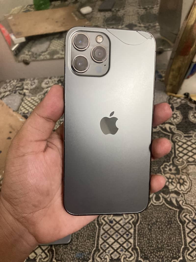 Iphone 12 pro max 2