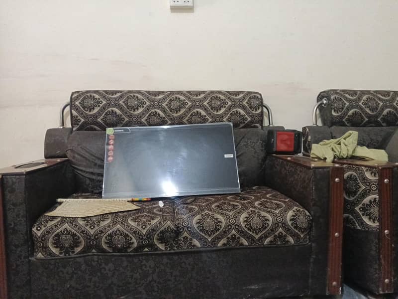 sofa set used 0