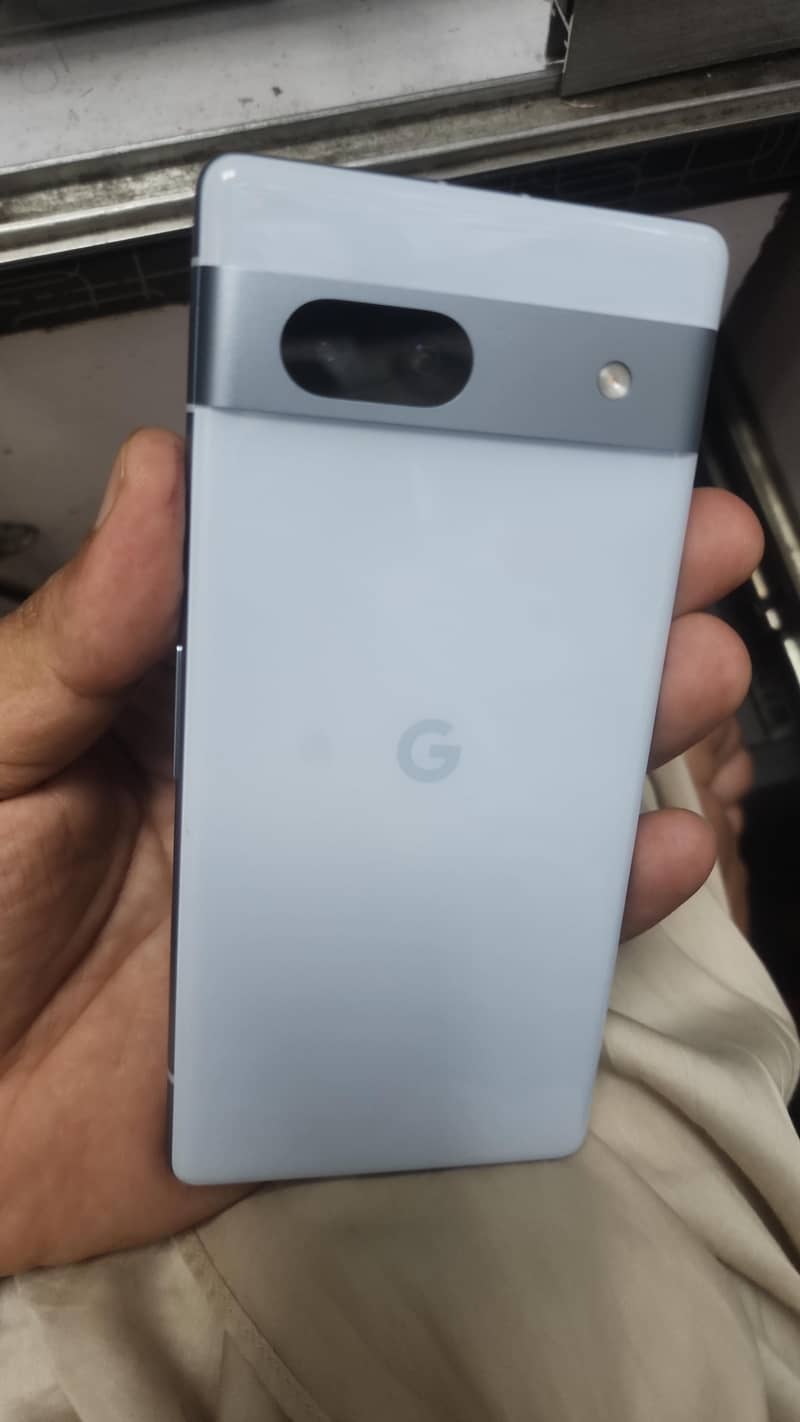 Google Pixel 7a 1