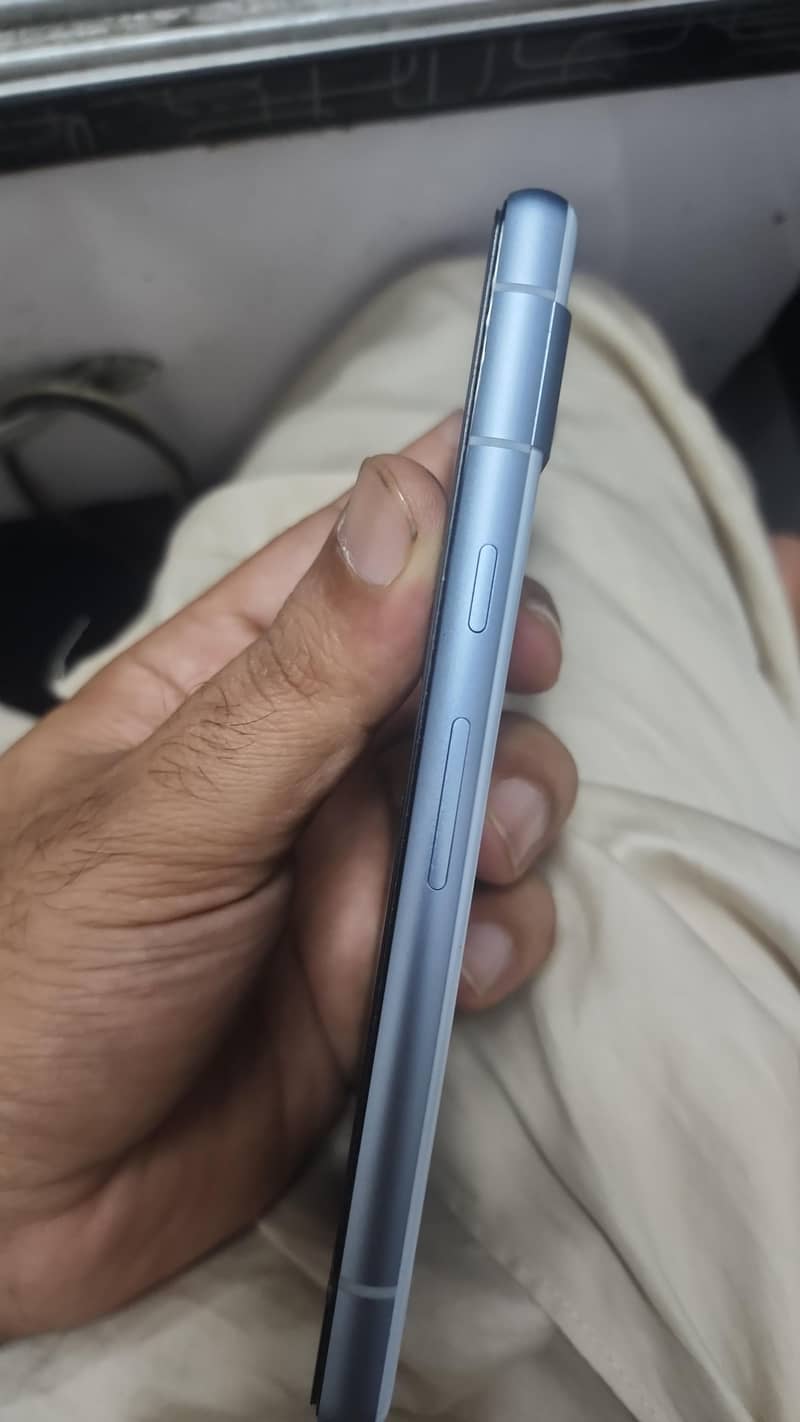 Google Pixel 7a 4