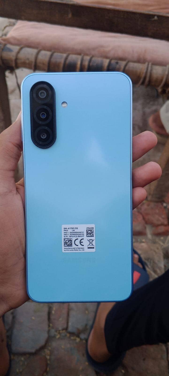 Samsung A17 2
