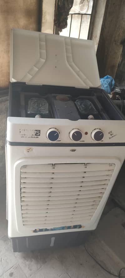 Dc aircooler