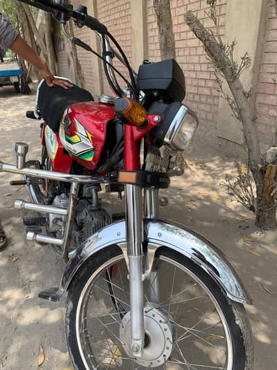 Honda CD 70 model 22/23