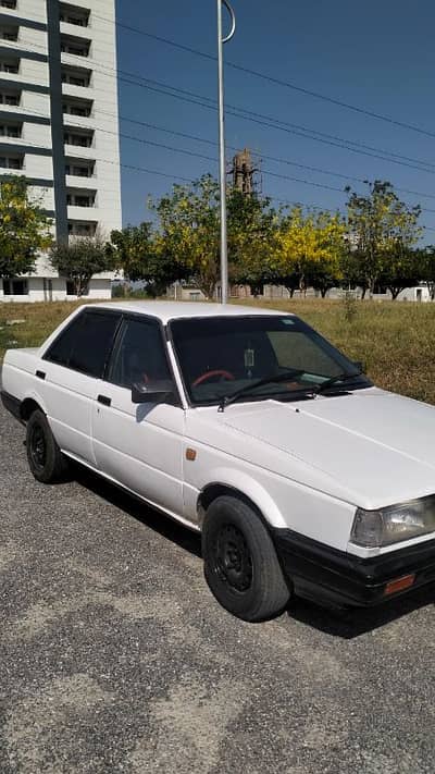 Nissan Sunny 1989