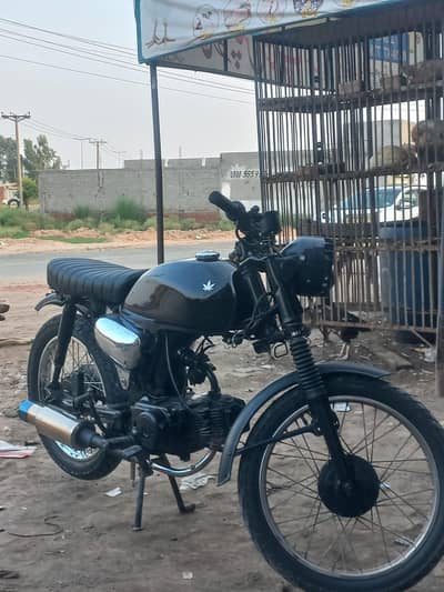 2013 model cd 70 cafe racer