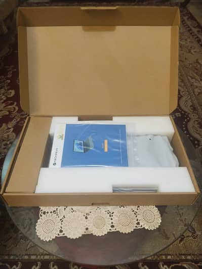 Brand new Mechrevo R14p AMD RYZEN 5 8 GB RAM 256 GB SSD