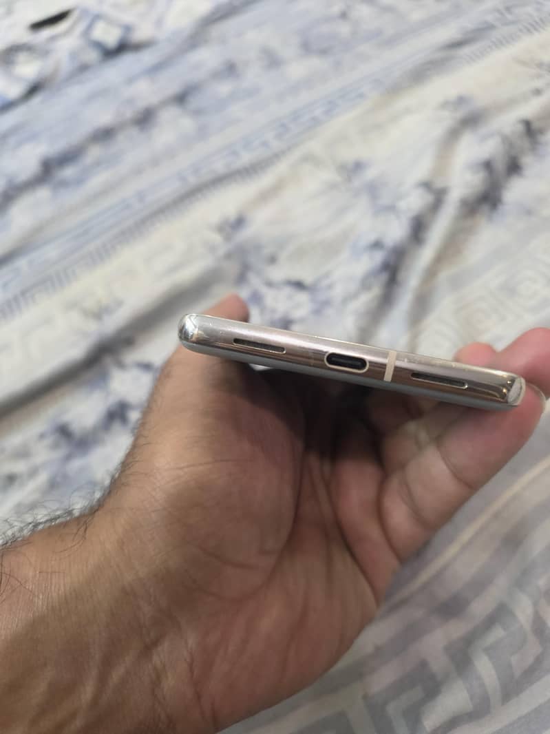 Google Pixel 7 Pro 4