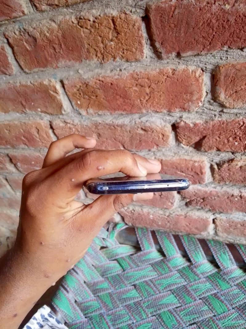 One Plus 8 Pro 5
