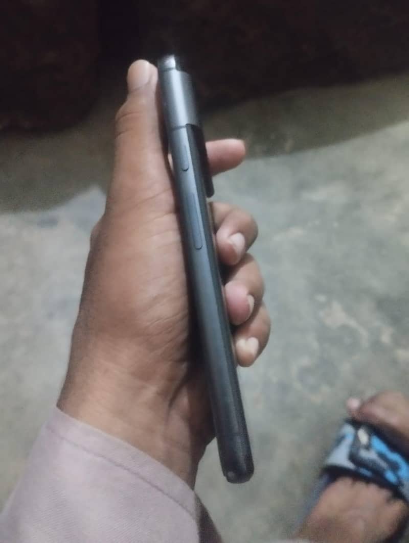 Google Pixel 8 5