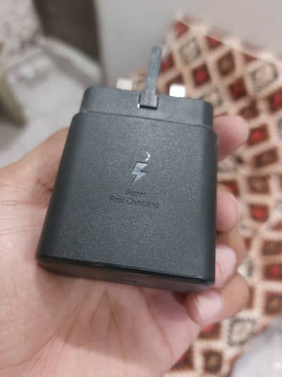 Original Samsung 45w charger.