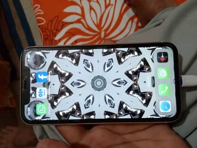 Apple iPhone XR