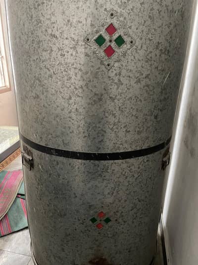 Gandum/Wheat Drum, Bharola, or Parola)