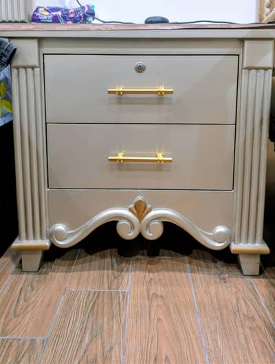 Complete furniture set  bed, dressing, chairs, showcase and table