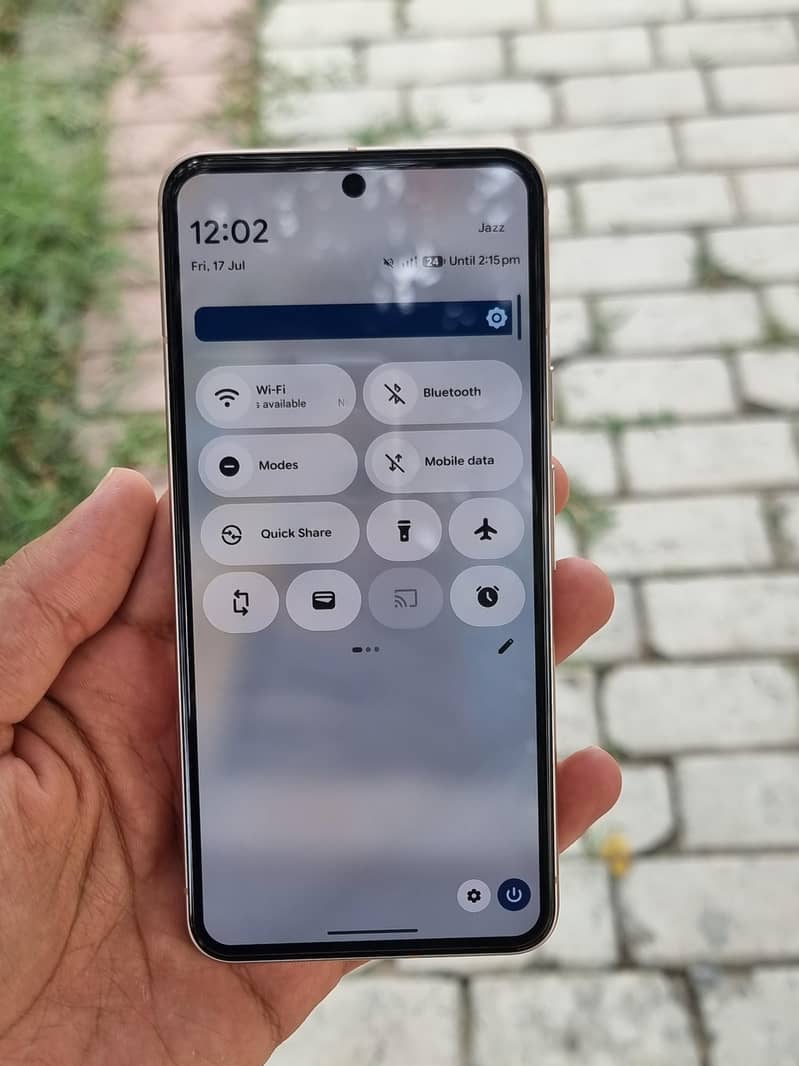 Google Pixel 8 1