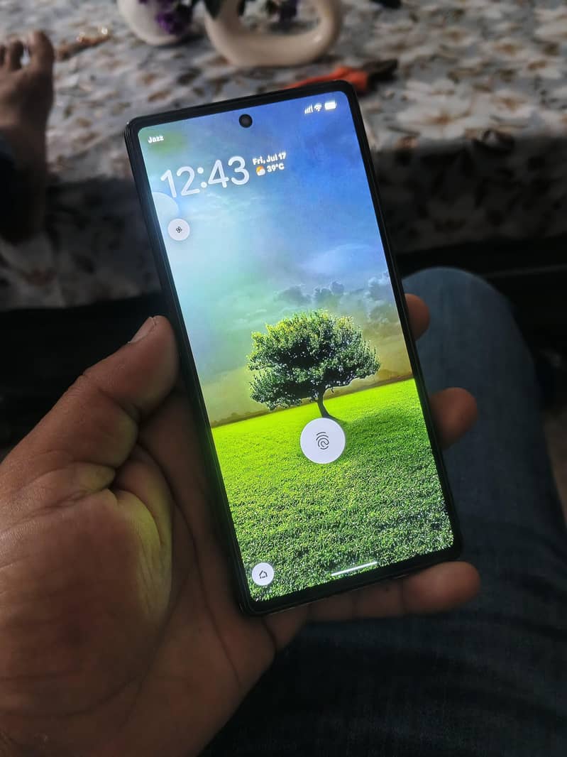 Google Pixel 6a 1