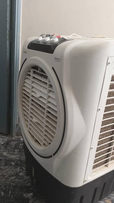 super Asia air cooler for sell genone and lush condition fresh piece